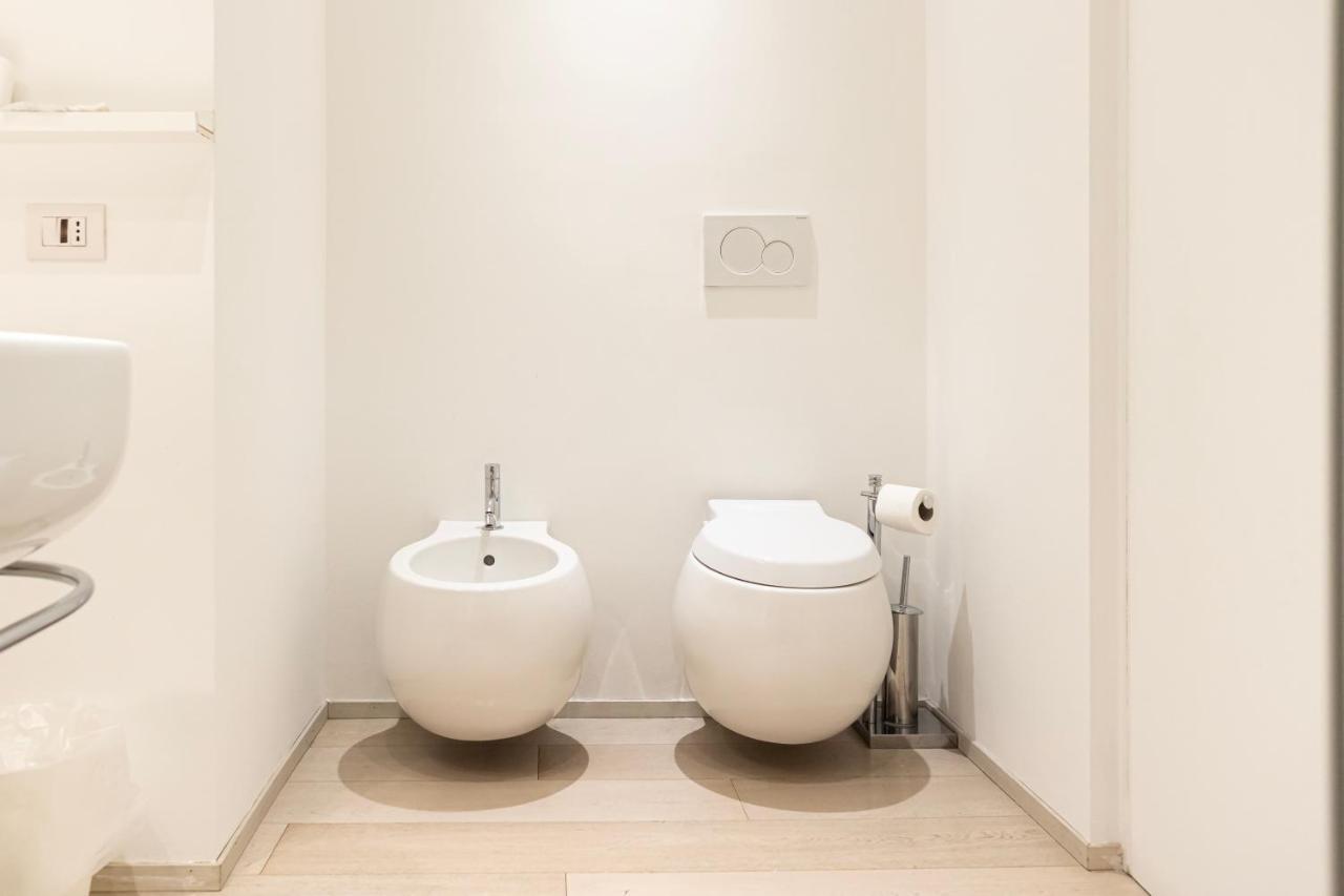 Elegante E Spazioso Quadrilocale In Porta Venezia 米兰 外观 照片