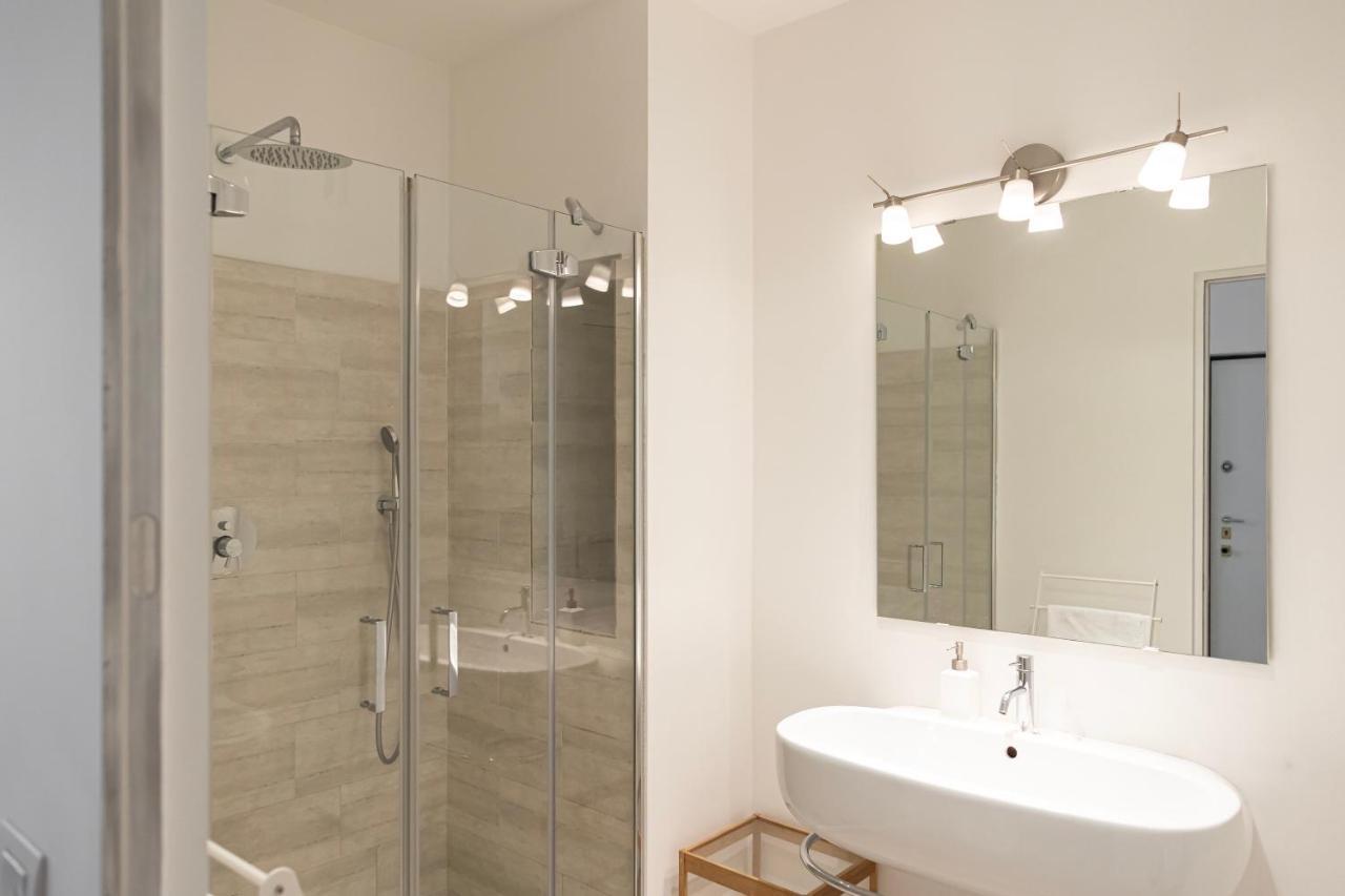 Elegante E Spazioso Quadrilocale In Porta Venezia 米兰 外观 照片